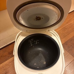 炊飯器3合炊き　差し上げます　ニトリで購入の画像