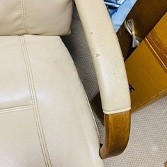 キャスター付きの回転チェア　の画像