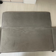 ミニベットになるソファの画像