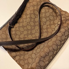 coachショルダーの画像
