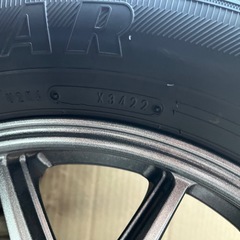 スタッドレスタイヤ付きアルミホイールセット  205/65R16の画像
