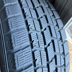 スタッドレスタイヤ付きアルミホイールセット  205/65R16の画像