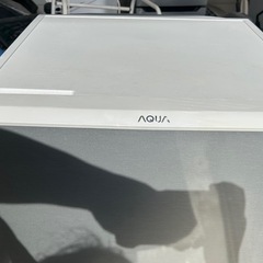 ✨激安価格✨2021年製126L冷蔵庫シルバーの画像