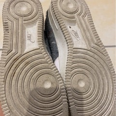NIKEエアフォース1 スニーカーの画像