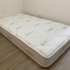ほぼ新品マットレス　シングルの画像