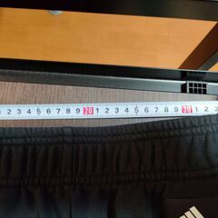 アディダス レディース ショートパンツ Lサイズ（ブラック/ホワイト）の画像