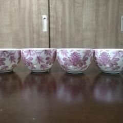 【新品】たち吉　牡丹柄湯呑み茶碗　4個セット


の画像