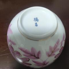 【新品】たち吉　牡丹柄湯呑み茶碗　4個セット


の画像