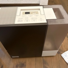加湿器　寝室用の静かな音のタイプです。の画像