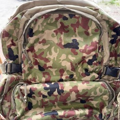 渓流竿とケース自衛隊の売店で買ったリュック(取引き中)　の画像