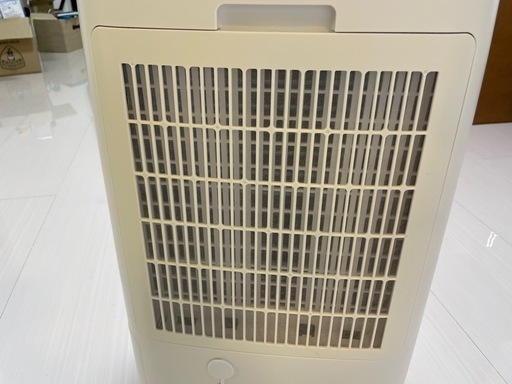 【美品】SHARP 衣類乾燥除湿機 CV-N180 プラズマクラスター搭載（2022年製）