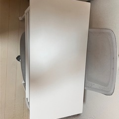 【お譲り決まりました】
折りたたみデスクの画像
