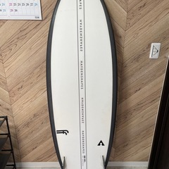 HSヒクトクリプト5'8"サーフボードの画像