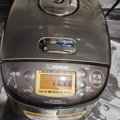 美品✨IH炊飯ジャー
 NP-GW05型の画像