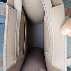 ほぼ未使用の美品✨バック レディースの画像