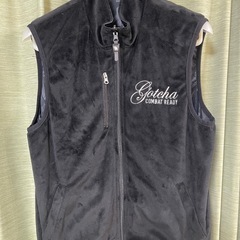 ガッチャゴルフ GOTCHA GOLF 撥水 防風 リバーシブル ボア ベスト　ガッチャ ゴルフ/ゴルフウェア　サイズL ベスト黒の画像