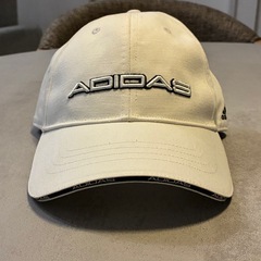 adidas GOLF キャップの画像
