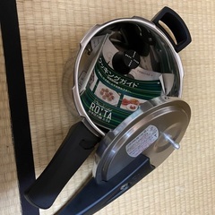〈取引先決定〉【未使用品】圧力鍋の画像