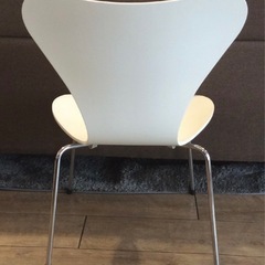 　FRITZ HANSEN セブンチェア　の画像
