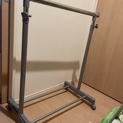 【差し上げます】ハンガーラック