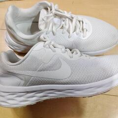 NIKE ランニングシューズの画像