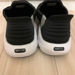 プーマ　スニーカー　27.0の画像