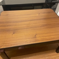 こたつテーブルの画像