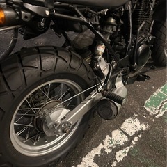 YAMAHA TW200（黒）の画像