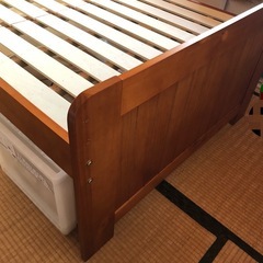 シングルベッド　すのこベッド　高さ調整可能の画像
