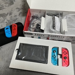 お取引者様決定しました！美品　Nintendo Switch 2019年モデル おまけ付きの画像