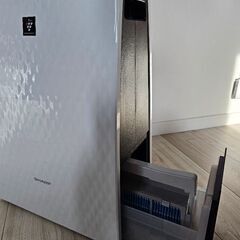 SHARPの空気清浄機 加湿器の画像