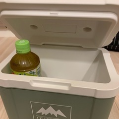 小さい　クーラーボックスの画像