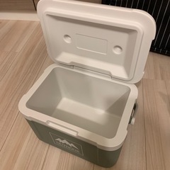 小さい　クーラーボックスの画像