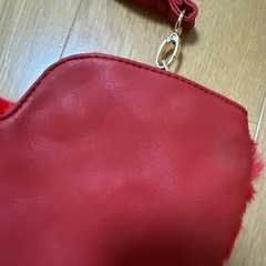 onespo くちびる型　クラッチバッグ　ファー　バック 新品の画像