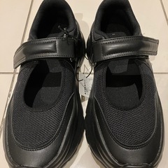 GU ボリュームソールベルトスニーカーの画像