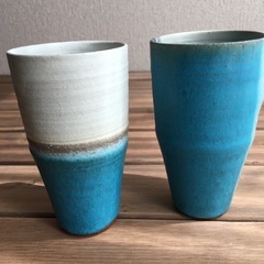 左馬フリーカップ2個セット 陶芸やきものビアカップ縁起もの ターコイズブルーの画像