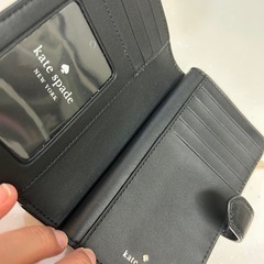 ケイトスペード　二つ折り財布の画像