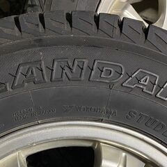 ハイエース キャラバン 195/80R15  東北6県無料配達対応‼️爆安‼️最終値下げ‼️①バリ溝❗ 国産タイヤ ヨコハマ製❗ アルミ付き タイヤ トヨタ ニッサン イエース キャラバンの画像