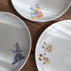 ディズニーシーアンバサダーNARUMIナルミ製プレート5枚セットの画像