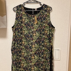 新品のワンピースになります。の画像