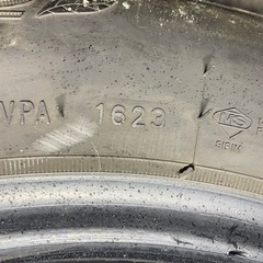 195/65R15 バリ溝の画像