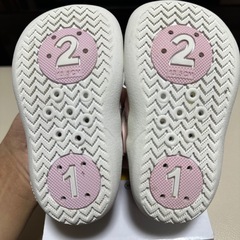 IFME スニーカー 13.5cm
の画像