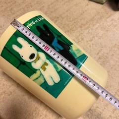 ゴミ箱の画像