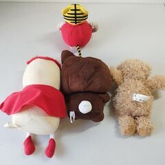 ぬいぐるみ 4体セット（しまじろう おきあがりこぼし/ヤクルトマン/ハローキティ/ベア）の画像
