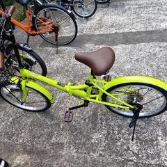 折りたたみ自転車の画像