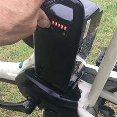 パナソニック　電動自転車　12ahバッテリー、充電器付き　ジャンクですの画像