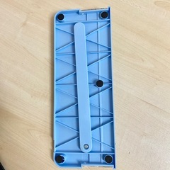青い　裁断機 約30cm ペーパーカッター　紙　切る　の画像