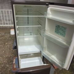 冷凍冷蔵庫：１６８L：２ドアー色相：茶色：型：NRーB177W：パナソニック中古良品：の画像