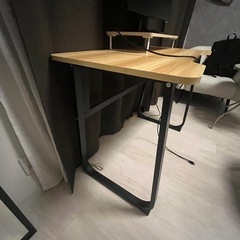 作業デスク
の画像