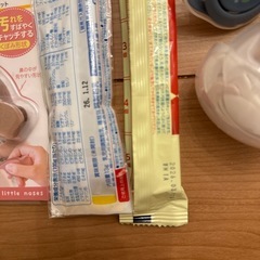 おしゃぶり　ミルク　ピンセット
の画像